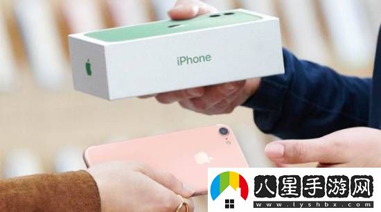 兩男子以假換新詐騙蘋果6000多部iPhone