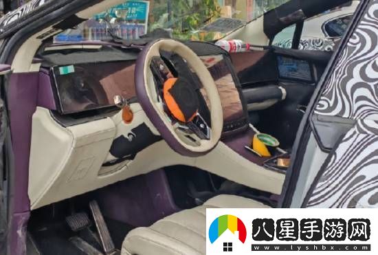 比亞迪首款百萬級轎車仰望U7內(nèi)飾曝光！延續(xù)U8設(shè)計