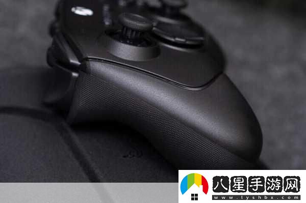 RAZER幻影戰(zhàn)狼V3專業(yè)版震撼發(fā)布手游玩家PC&Xbox新寵兒！